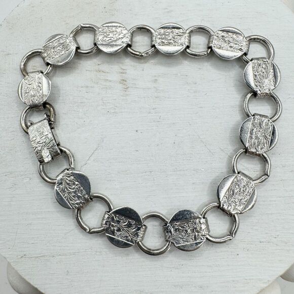 Vtg 1960's Sarah Coventry Young And Gay Silver Floral Book Chain Link Bracelet - Picture 1 of 8